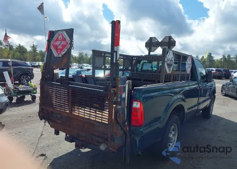 2011 Ford F-250 Xl из США, поврежденный, VIN 1FTBF2A63BEC82033